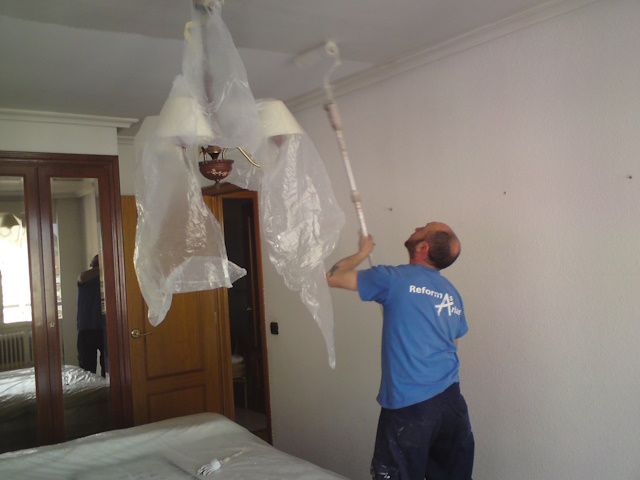 Pintores en Santa Marinica