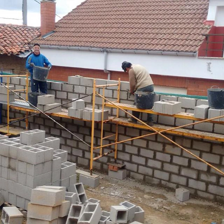 Muros de Bloque en Villaobispo