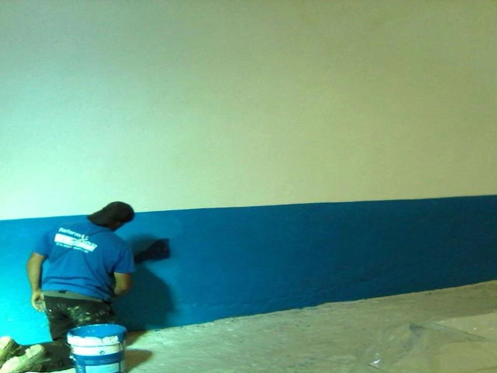 Pintura de cocheras en León